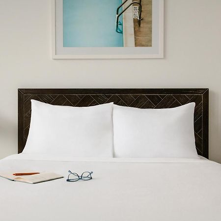 Sonder By Marriott Bonvoy 17West Apartments Miami Beach Esterno foto