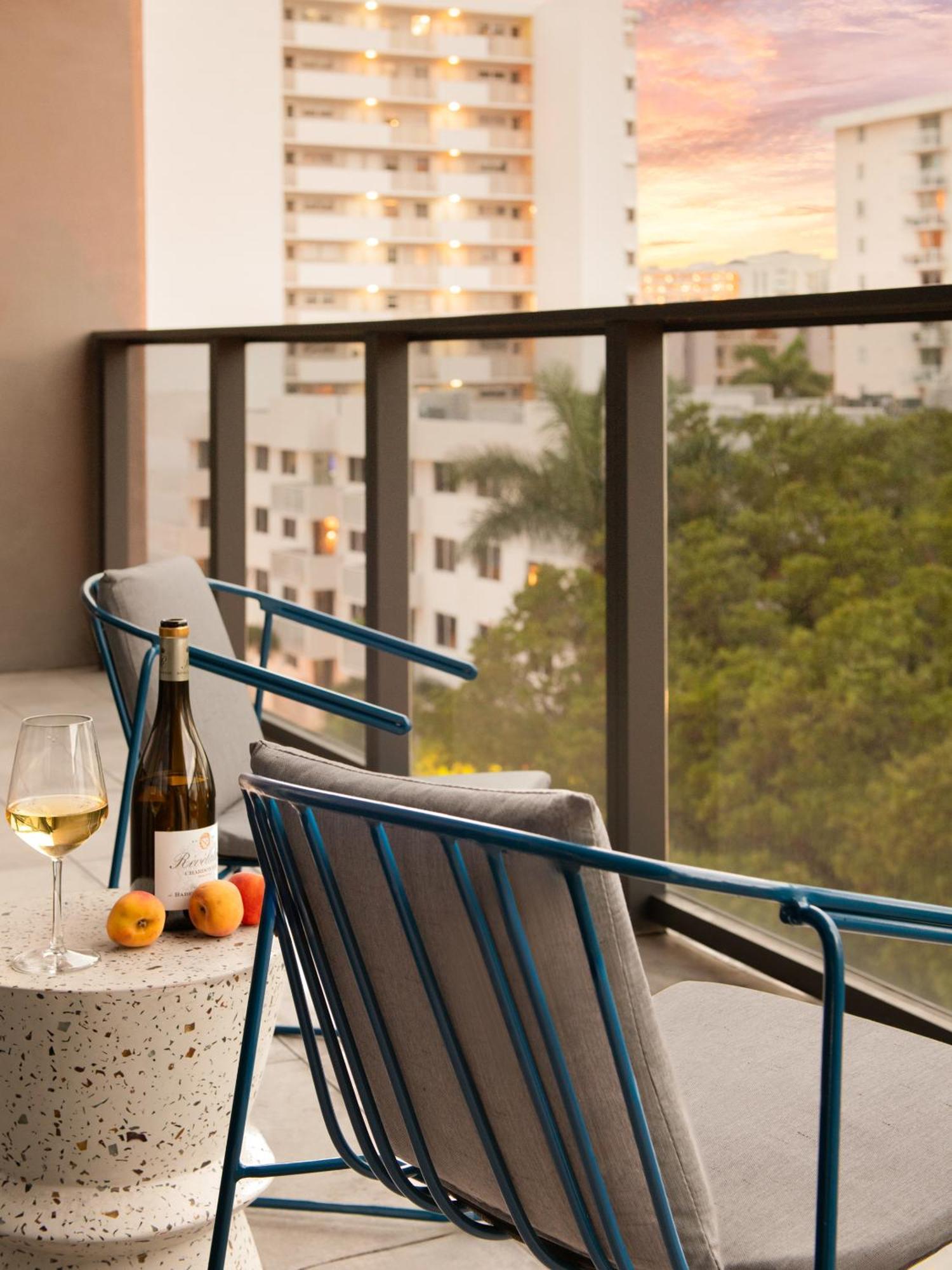 Sonder By Marriott Bonvoy 17West Apartments Miami Beach Esterno foto